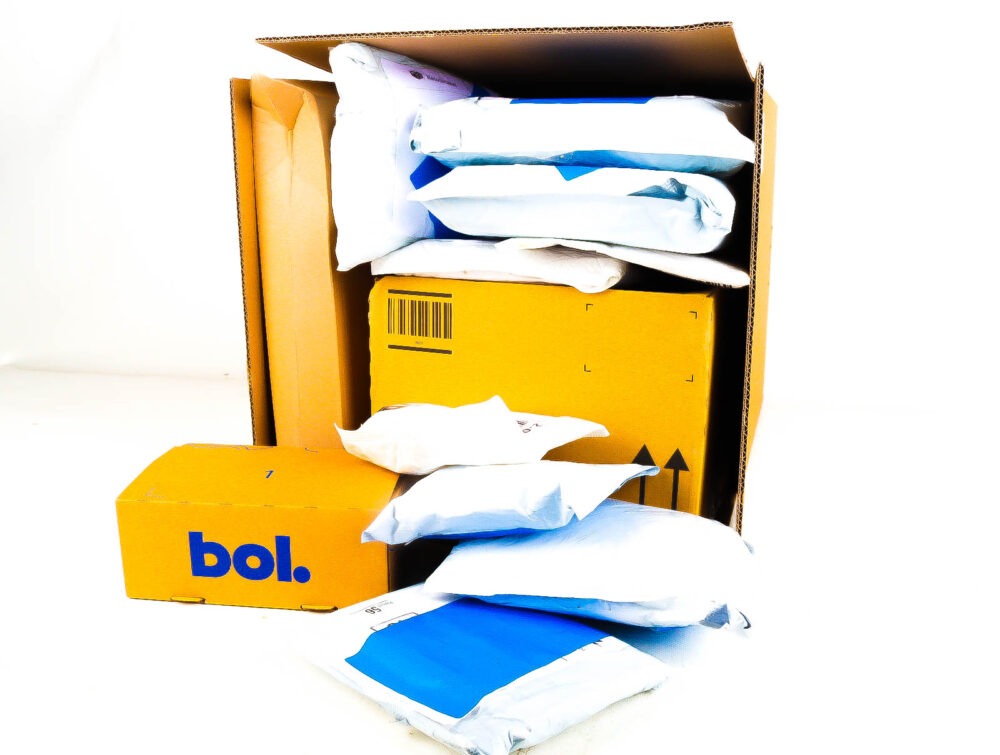 Doos met Verloren Postpakketten