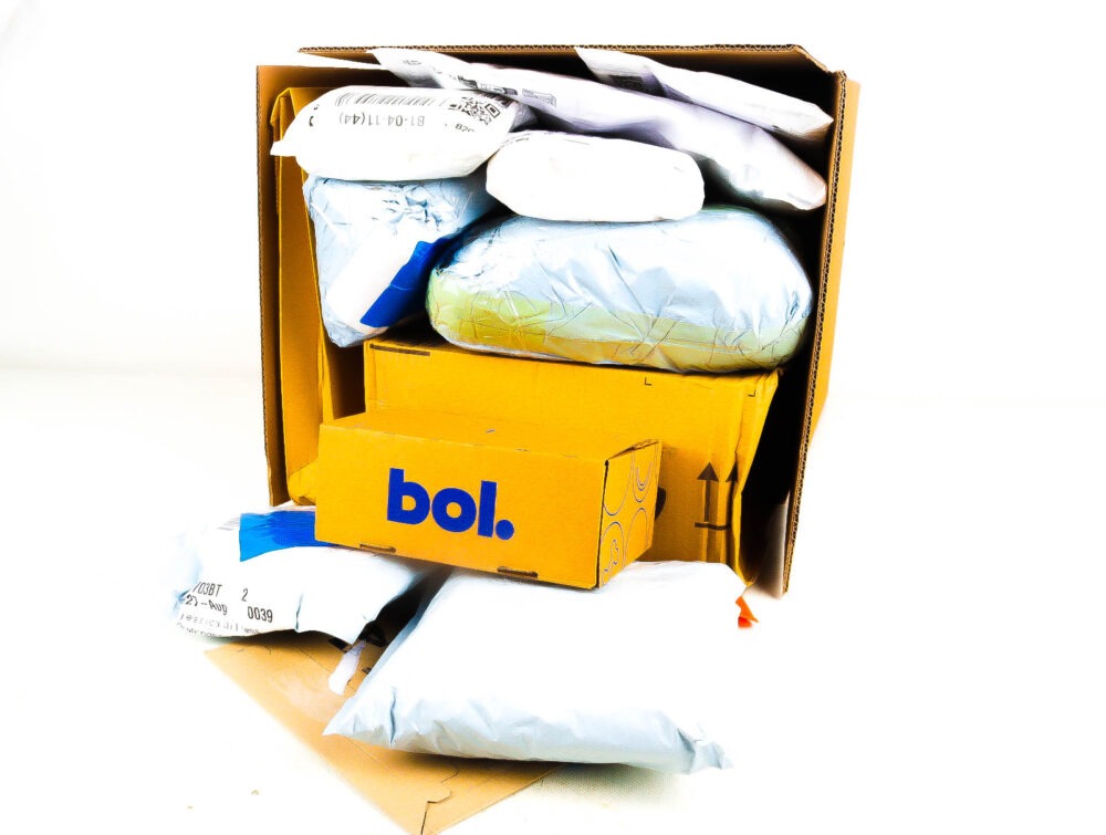 Doos met Verloren Postpakketten