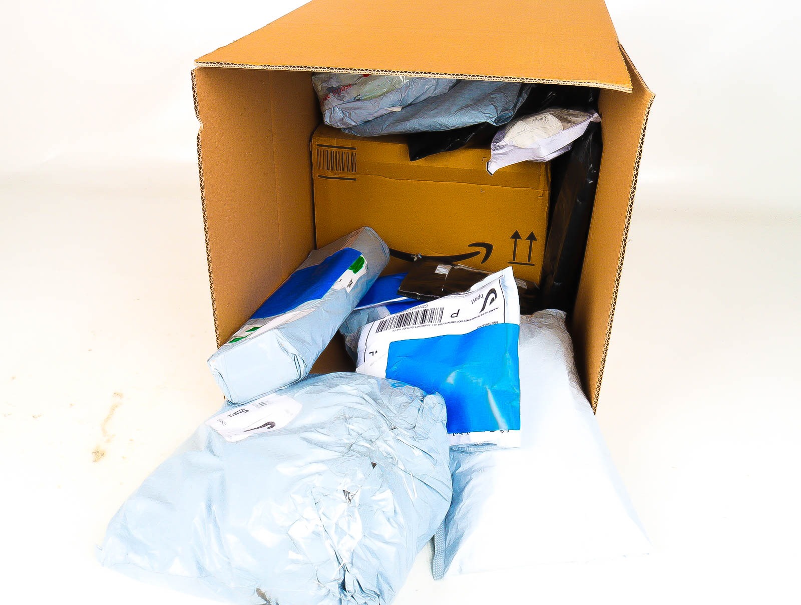 Doos met Verloren & Retour Postpakketten