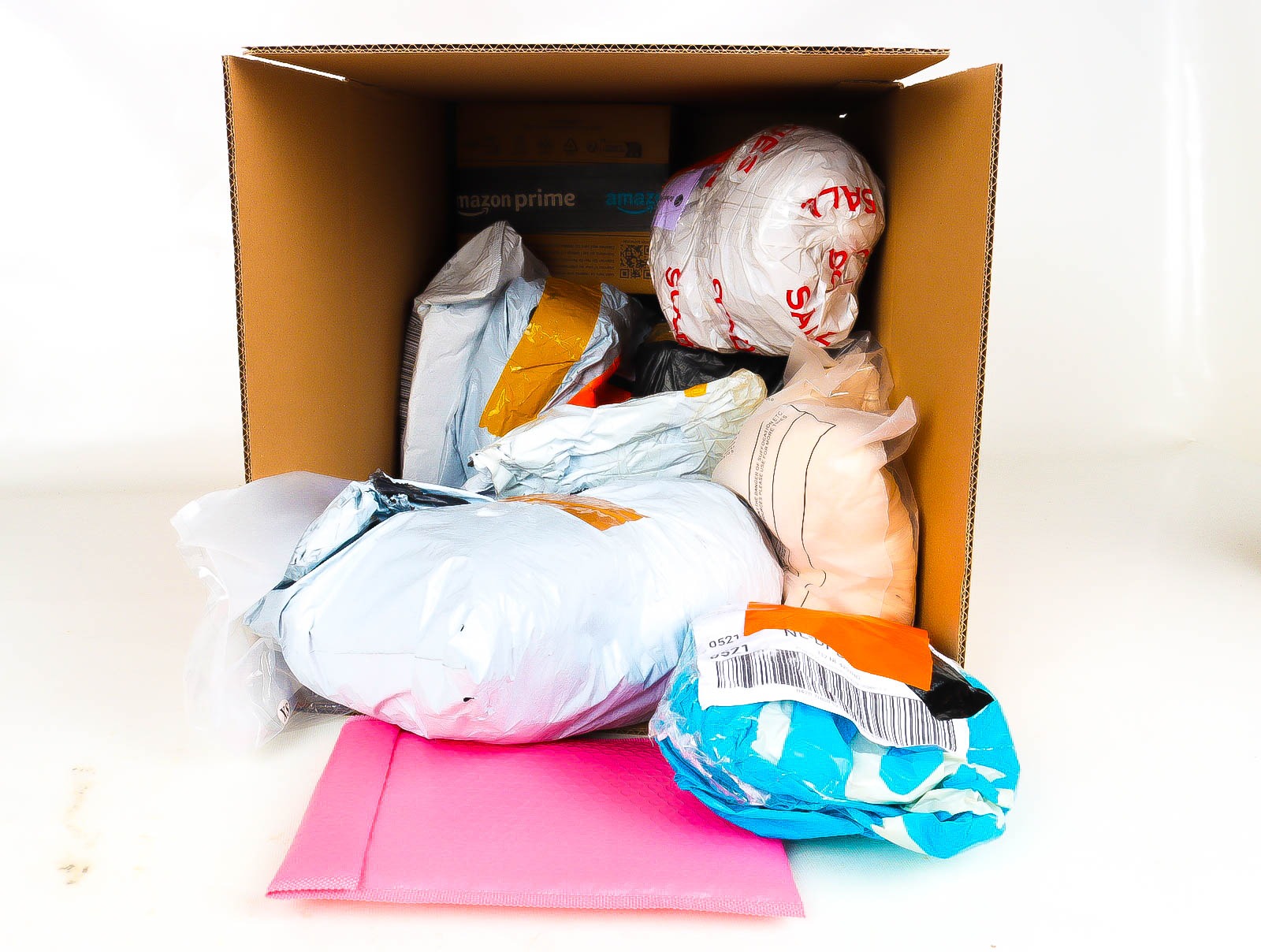 Doos met Verloren & Retour Postpakketten