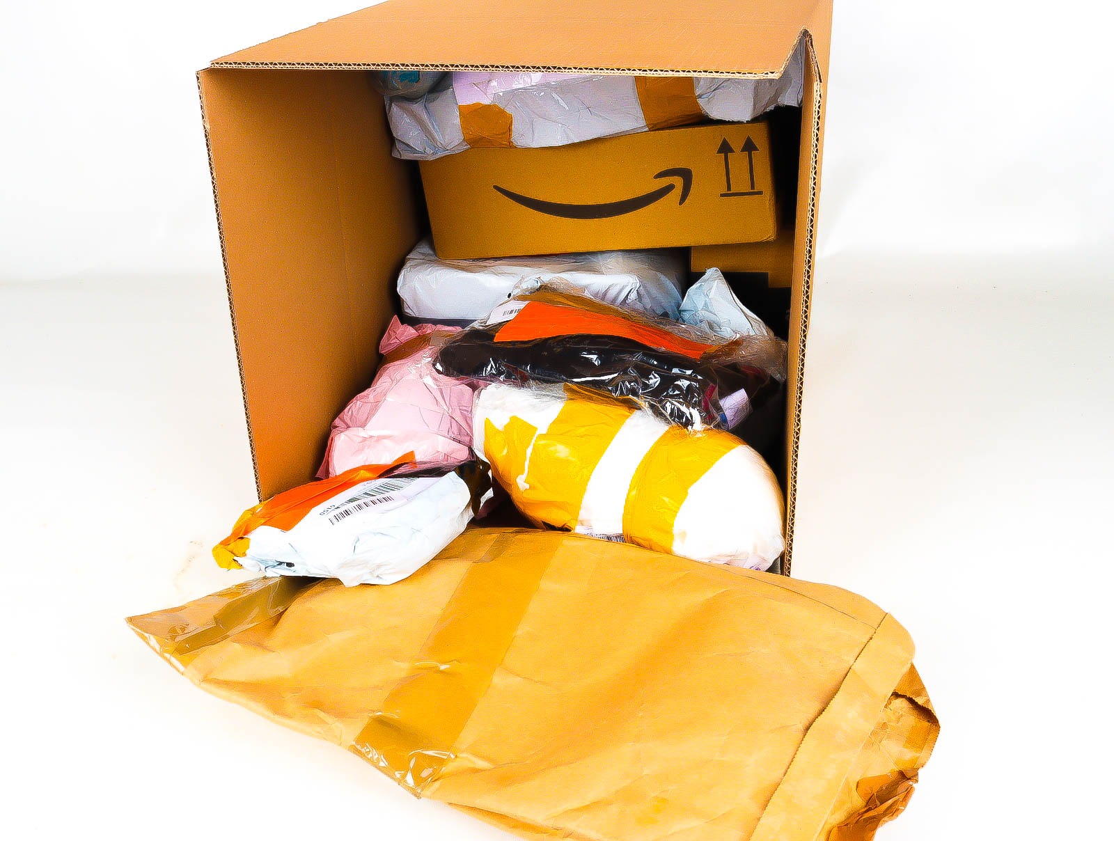 Doos met Verloren & Retour Postpakketten