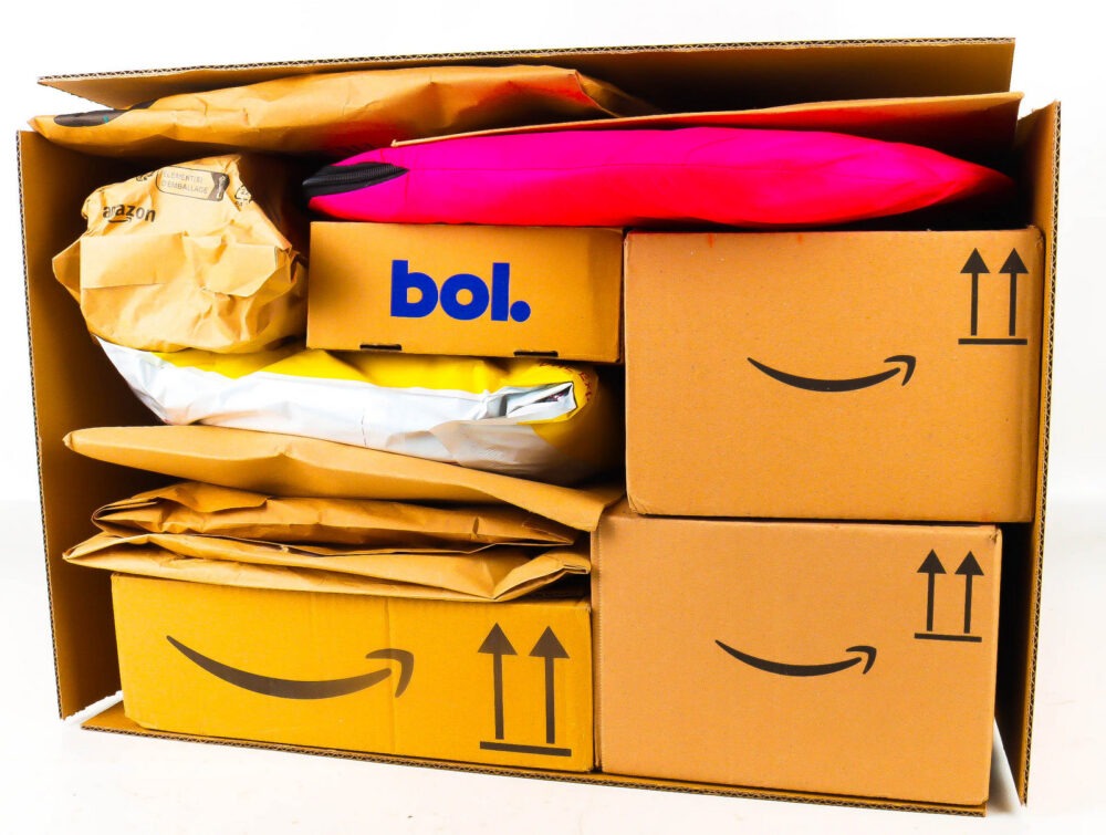 XL Doos met Verloren Postpakketten