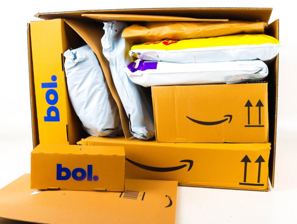 XL Doos met Verloren Postpakketten