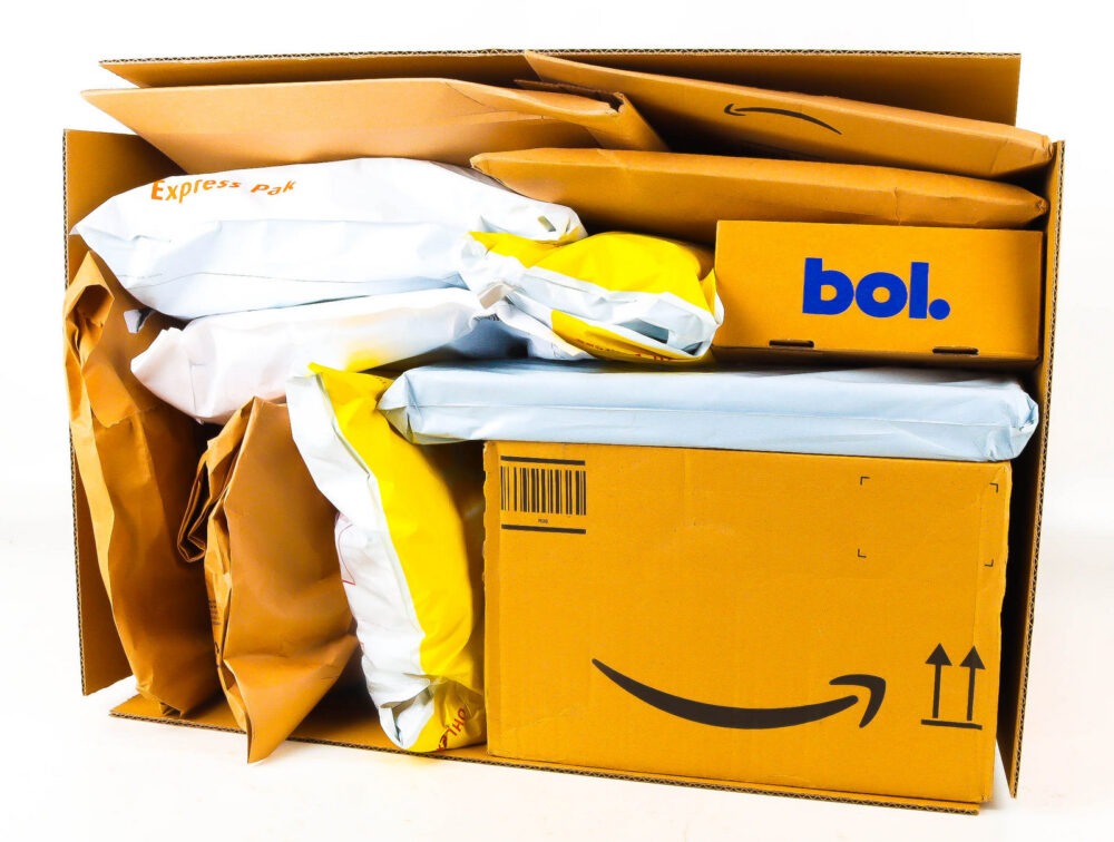XL Doos met Verloren Postpakketten