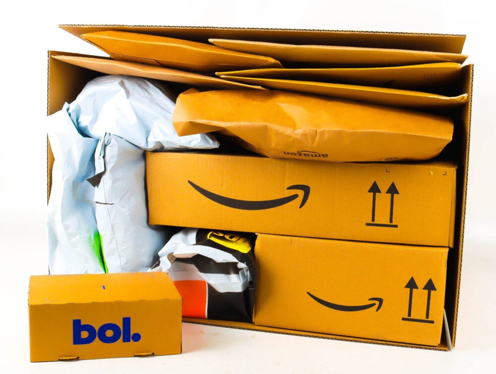 XL Doos met Verloren Postpakketten