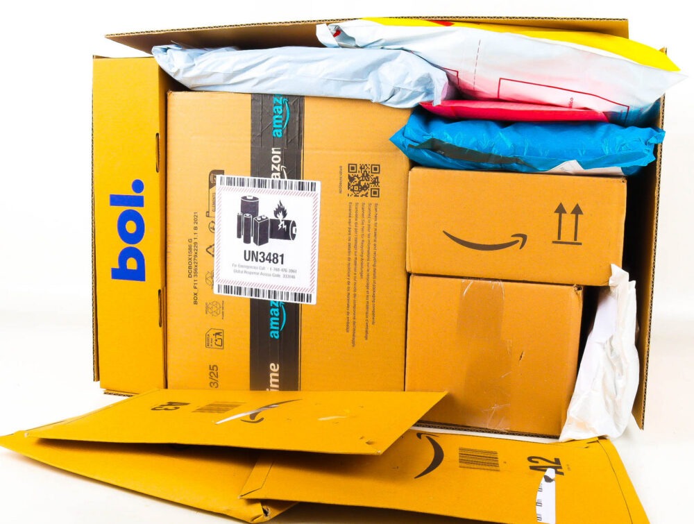 XL Doos met Verloren Postpakketten