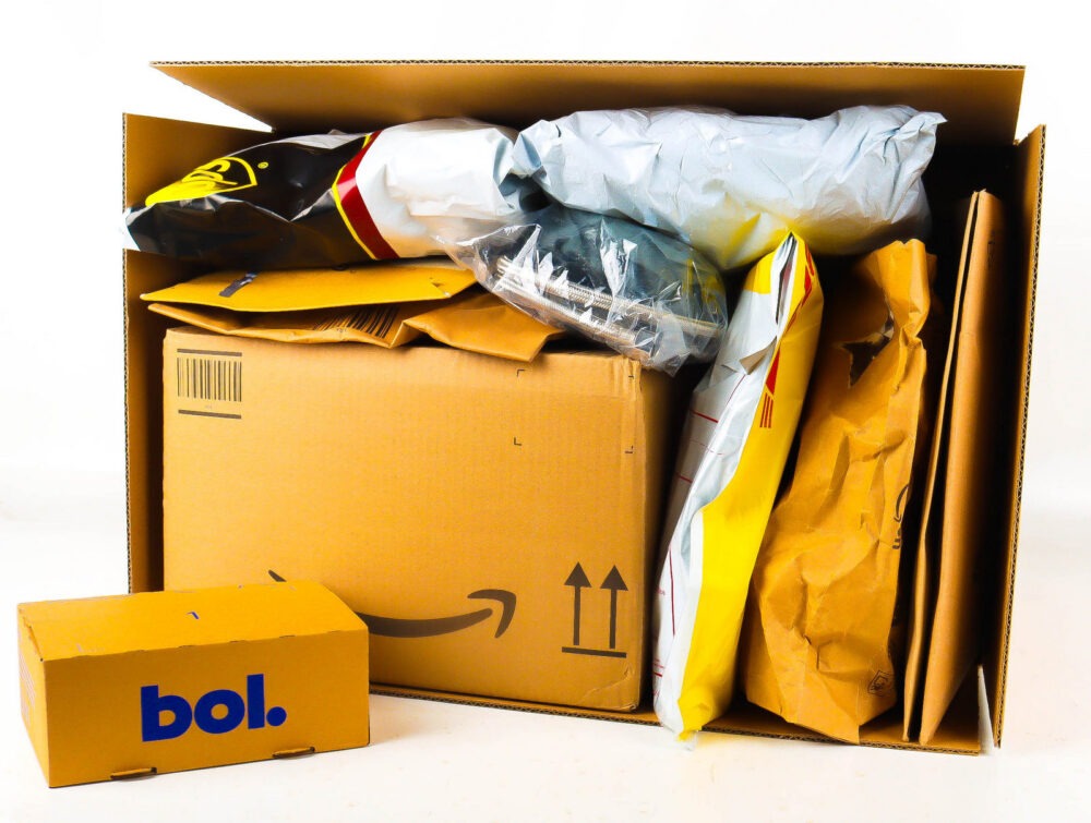 XL Doos met Verloren Postpakketten