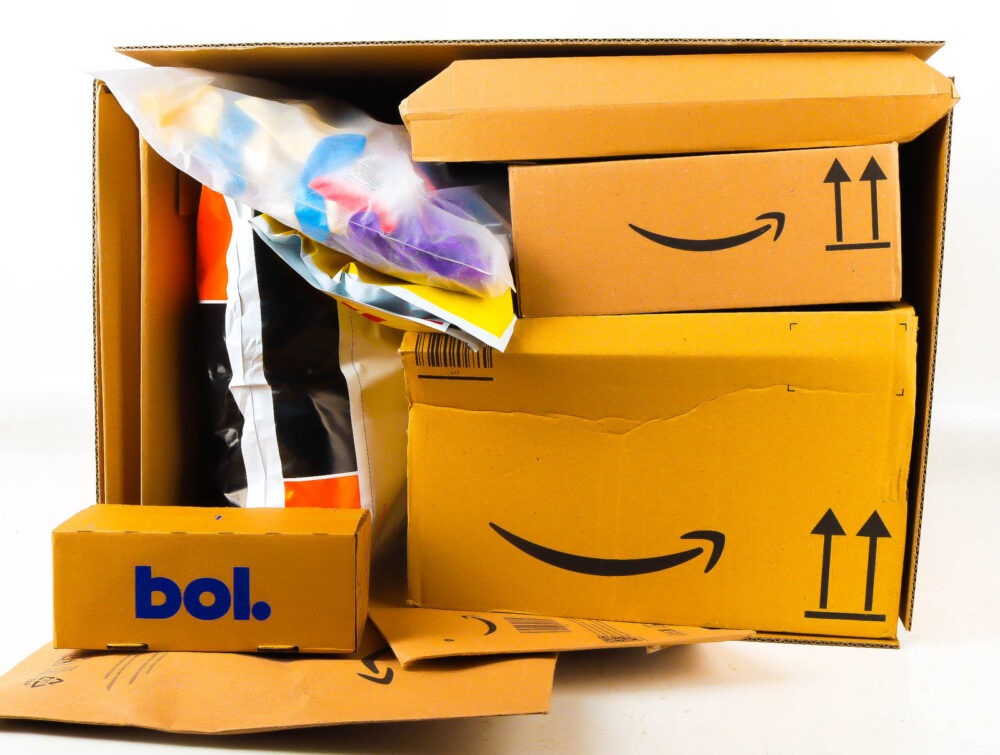 XL Doos met Verloren Postpakketten