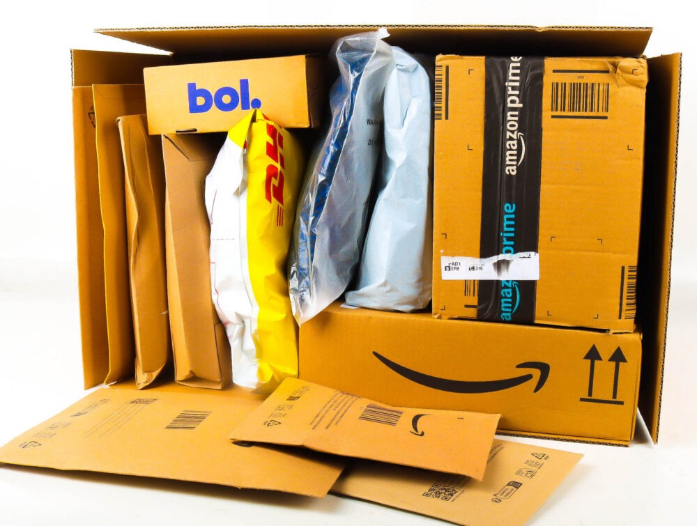 XL Doos met Verloren Postpakketten
