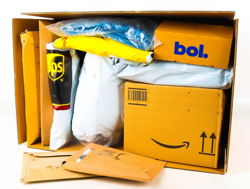 XL Doos met Verloren Postpakketten