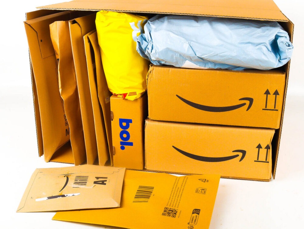 XL Doos met Verloren Postpakketten