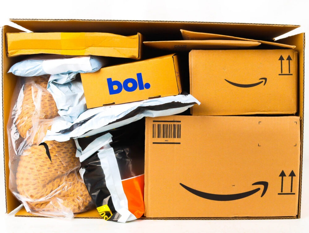 XL Doos met Verloren Postpakketten