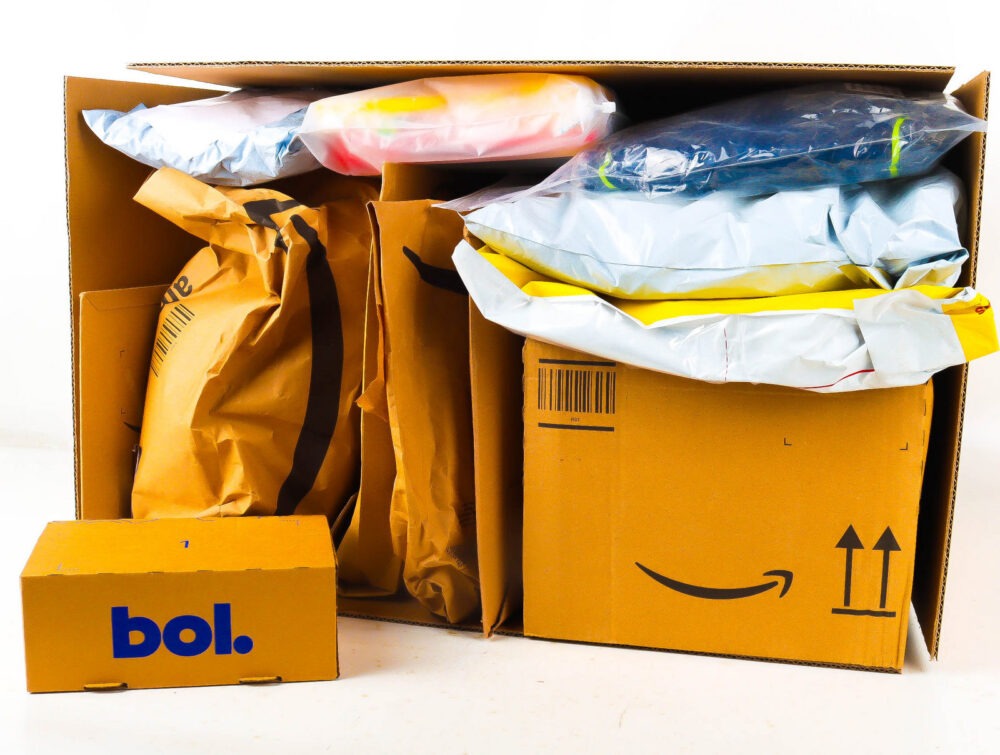 XL Doos met Verloren Postpakketten