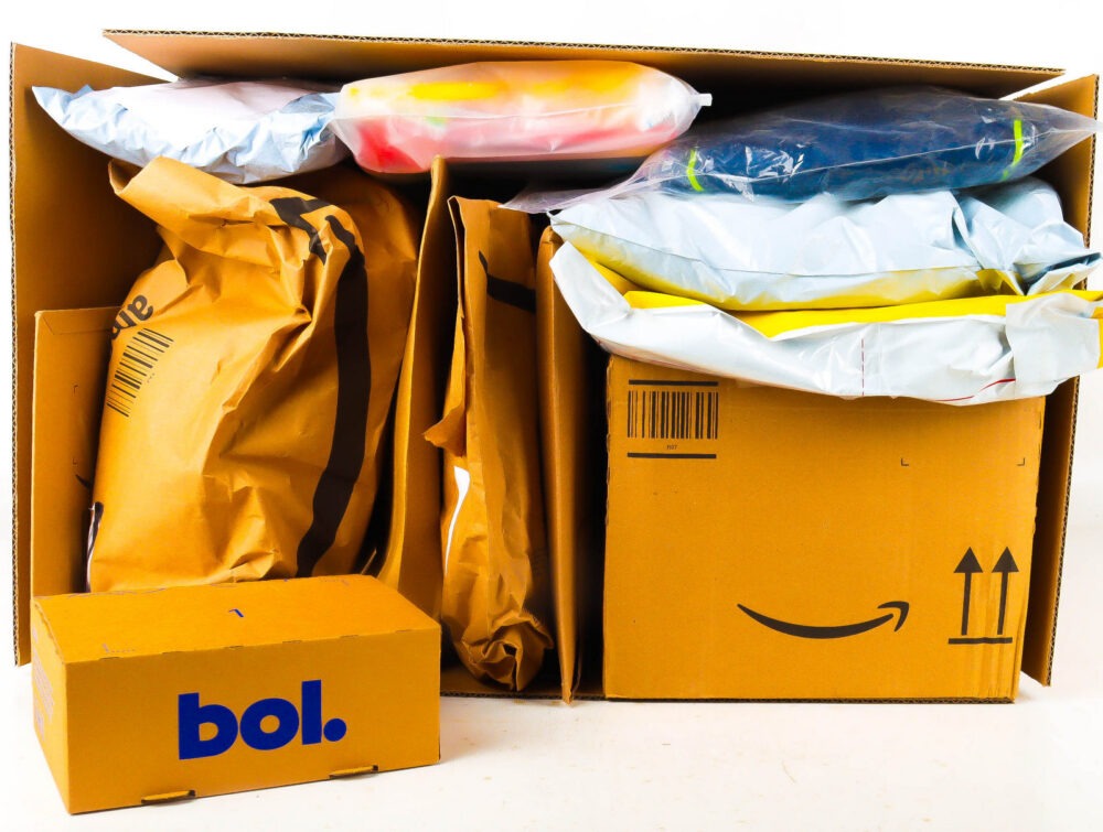 XL Doos met Verloren Postpakketten