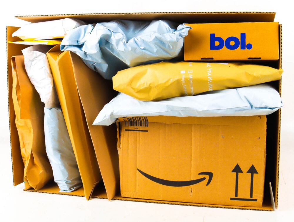 XL Doos met Verloren Postpakketten