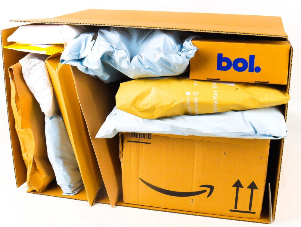XL Doos met Verloren Postpakketten