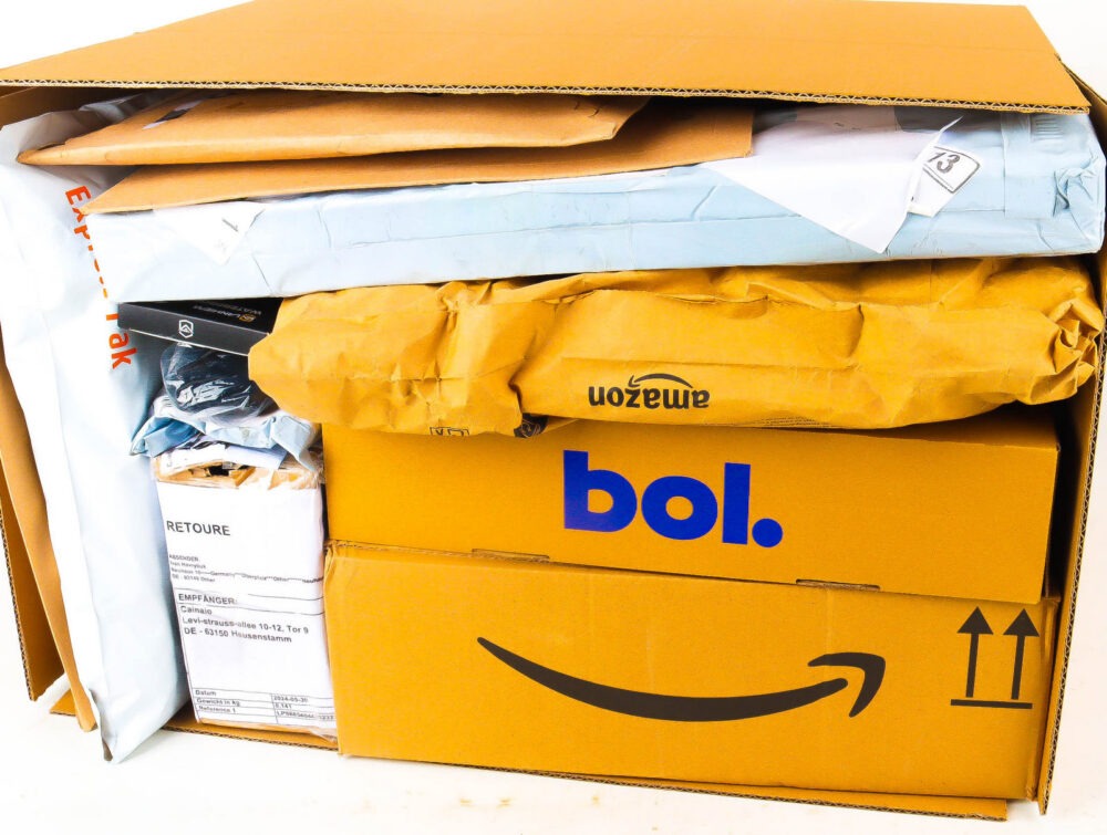 XL Doos met Verloren Postpakketten