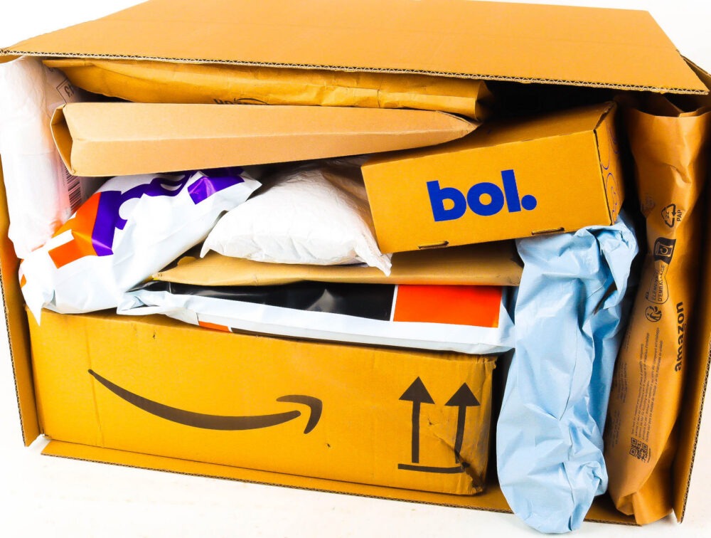 XL Doos met Verloren Postpakketten