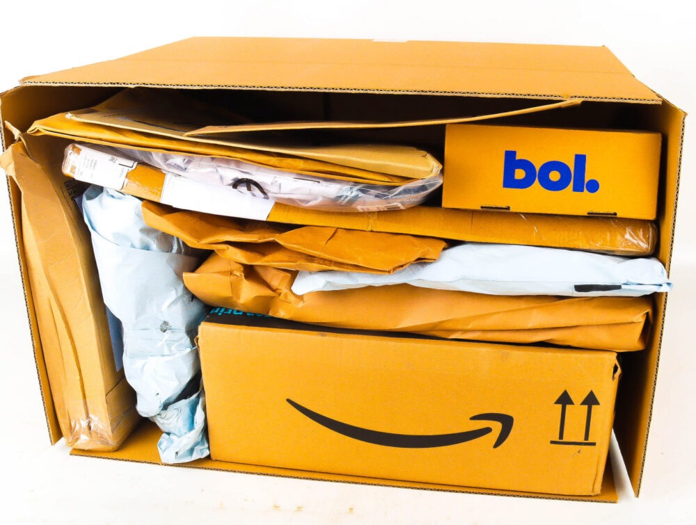 XL Doos met Verloren Postpakketten