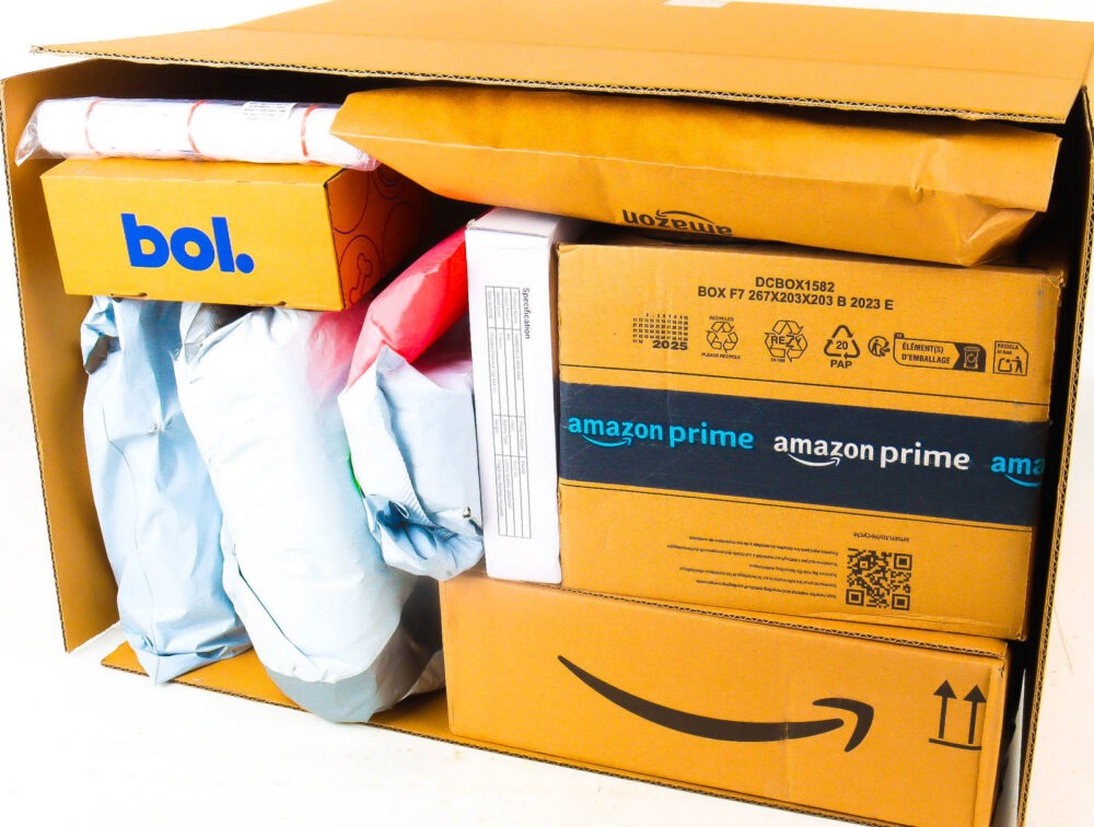 XL Doos met Verloren Postpakketten