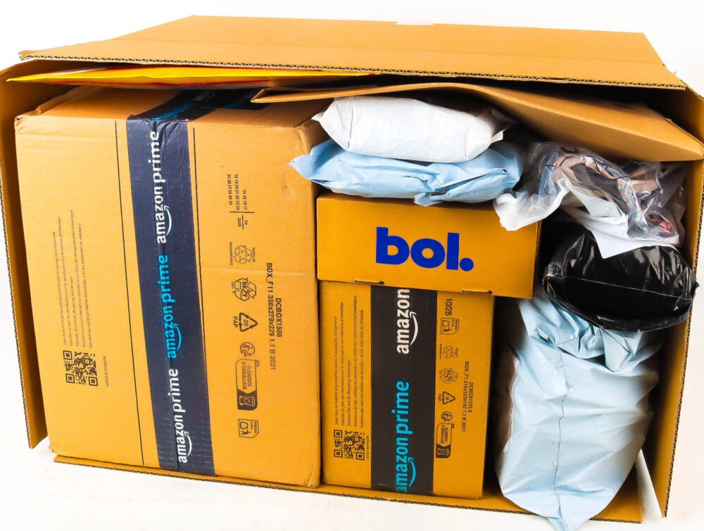 XL Doos met Verloren Postpakketten