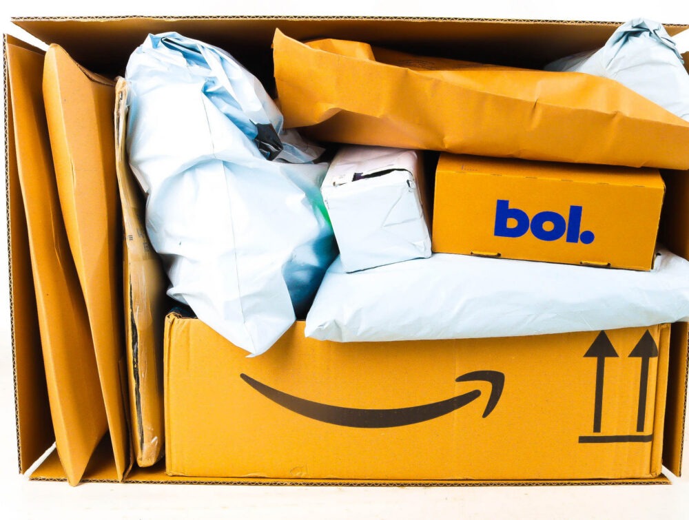 XL Doos met Verloren Postpakketten