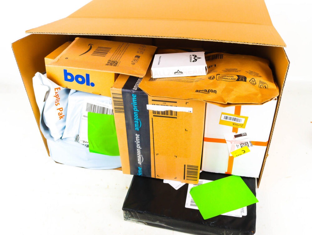 XL Doos met Verloren Postpakketten