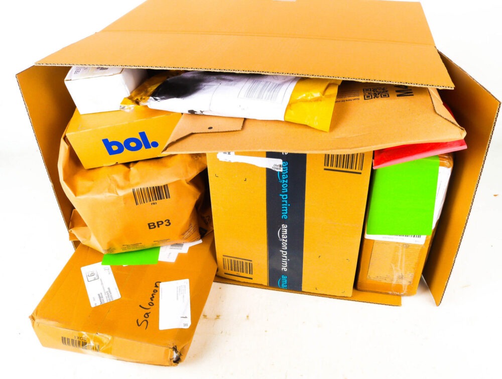 XL Doos met Verloren Postpakketten