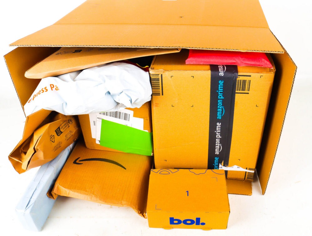 XL Doos met Verloren Postpakketten