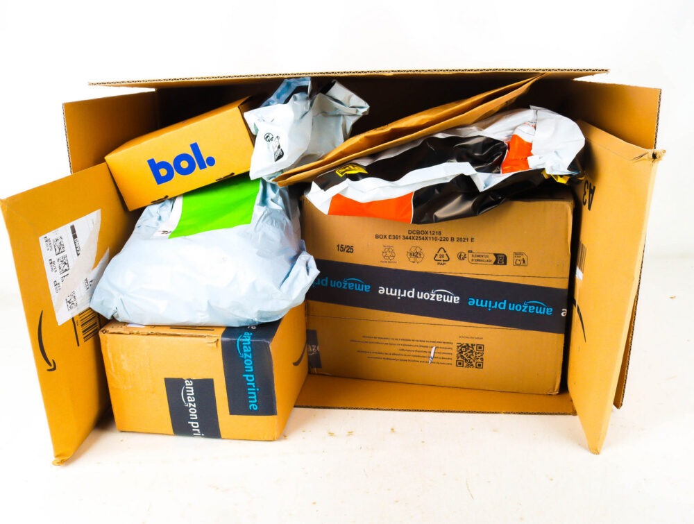XL Doos met Verloren Postpakketten