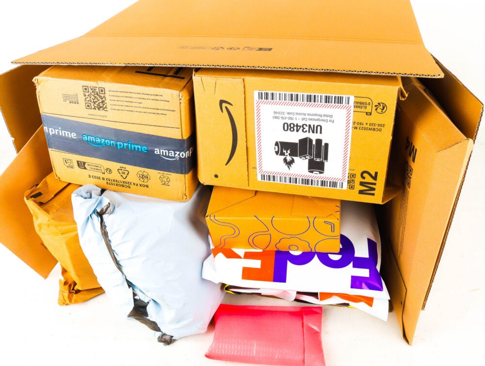 XL Doos met Verloren Postpakketten