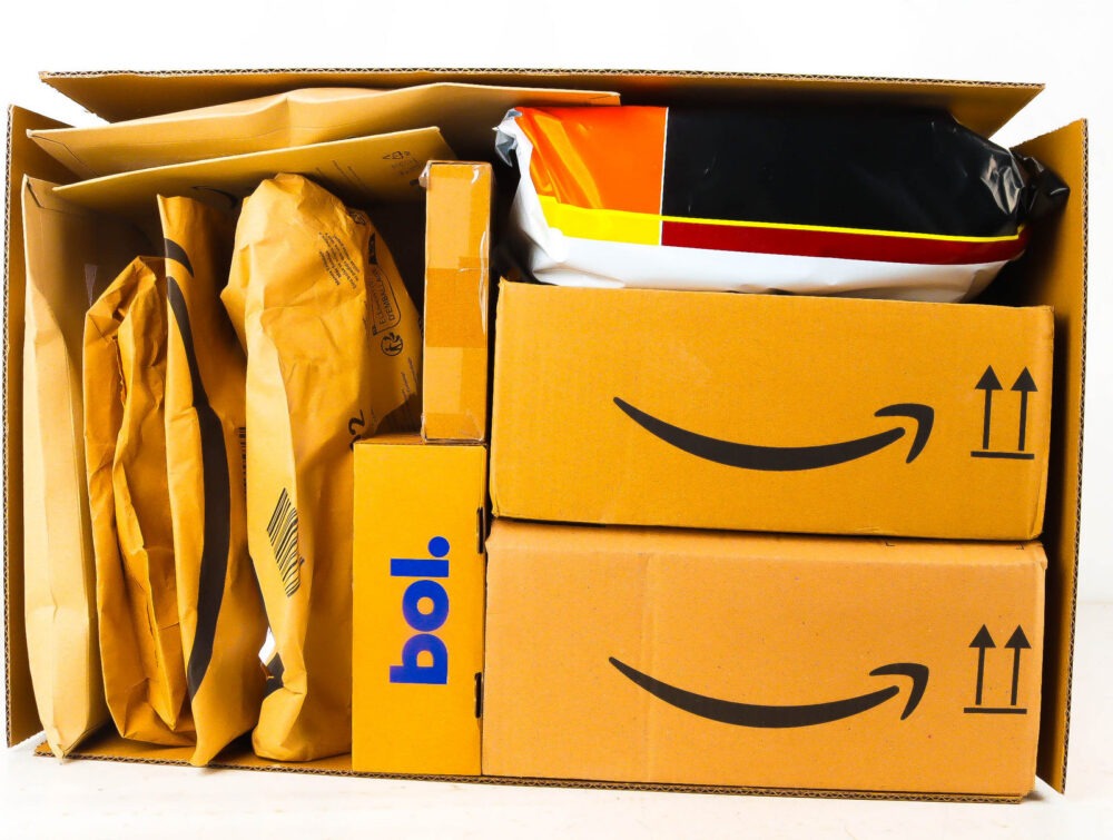 XL Doos met Verloren Postpakketten