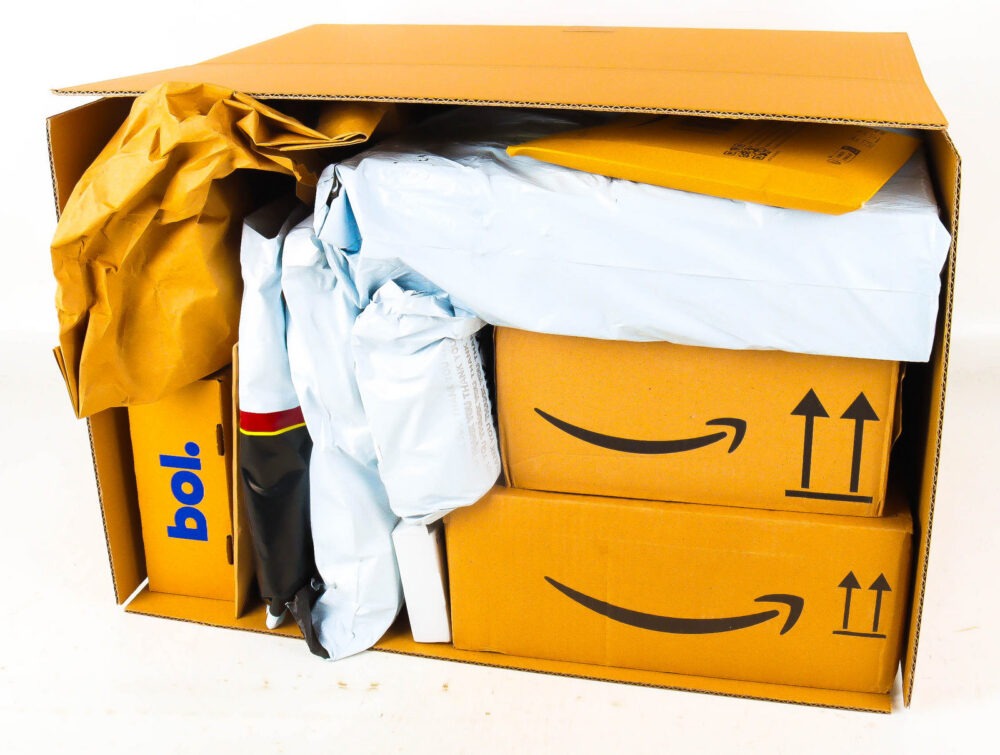 XL Doos met Verloren Postpakketten