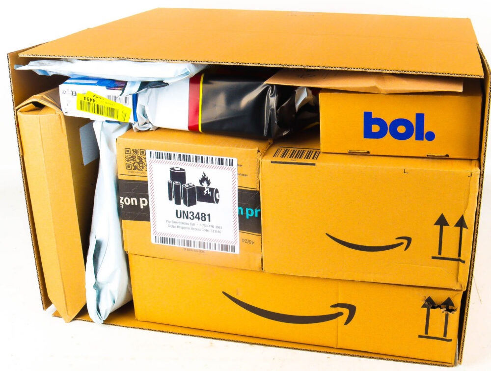 XL Doos met Verloren Postpakketten