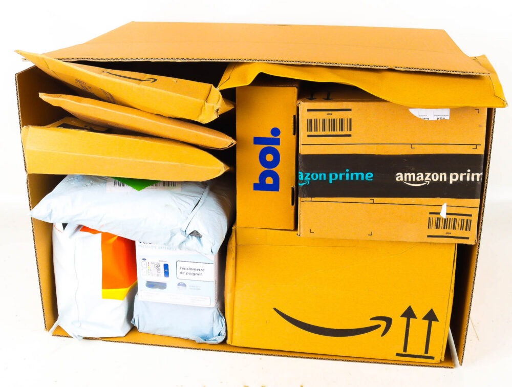 XL Doos met Verloren Postpakketten