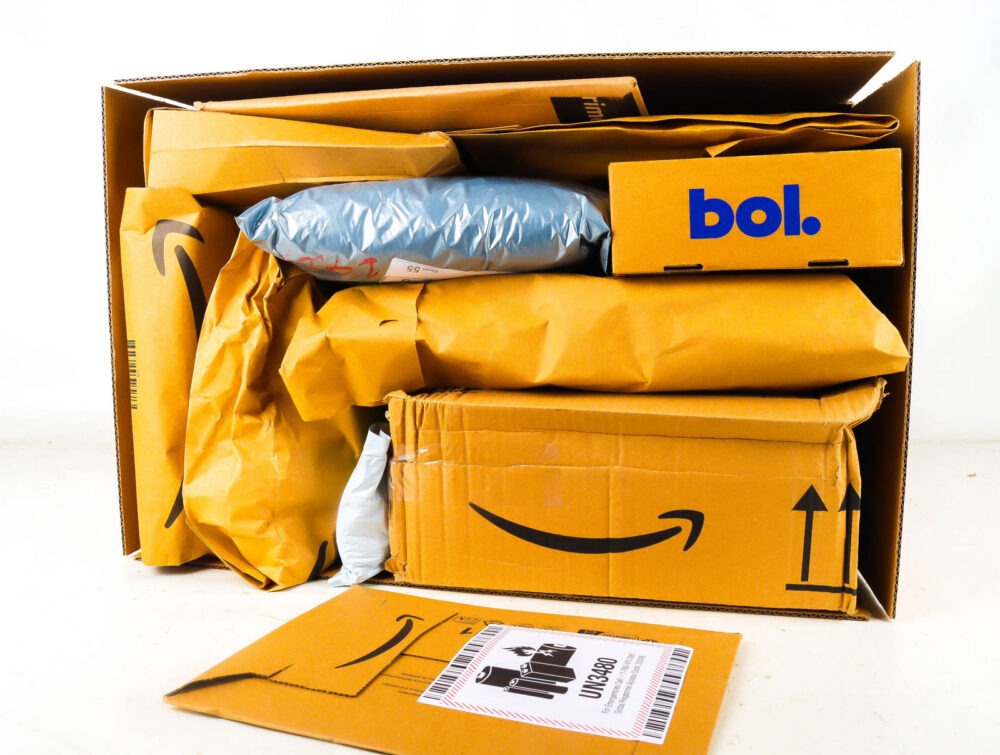 XL Doos met Verloren Postpakketten