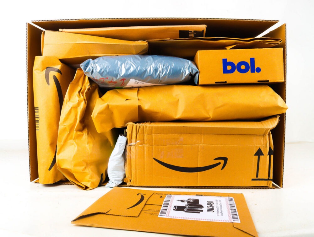 XL Doos met Verloren Postpakketten