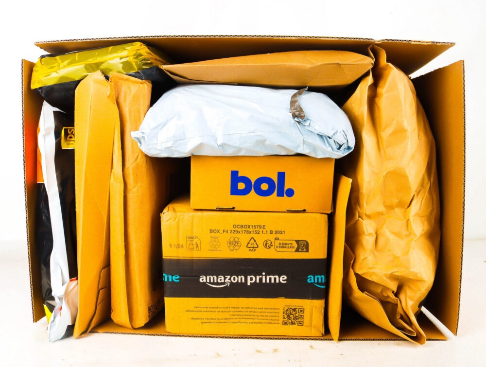 XL Doos met Verloren Postpakketten