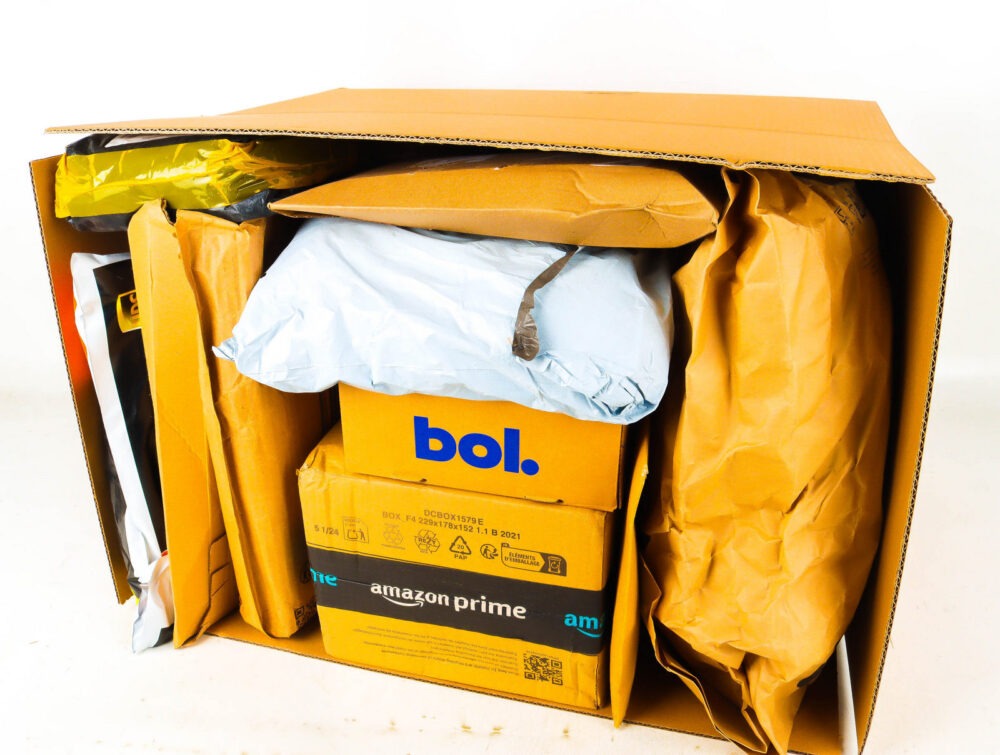 XL Doos met Verloren Postpakketten