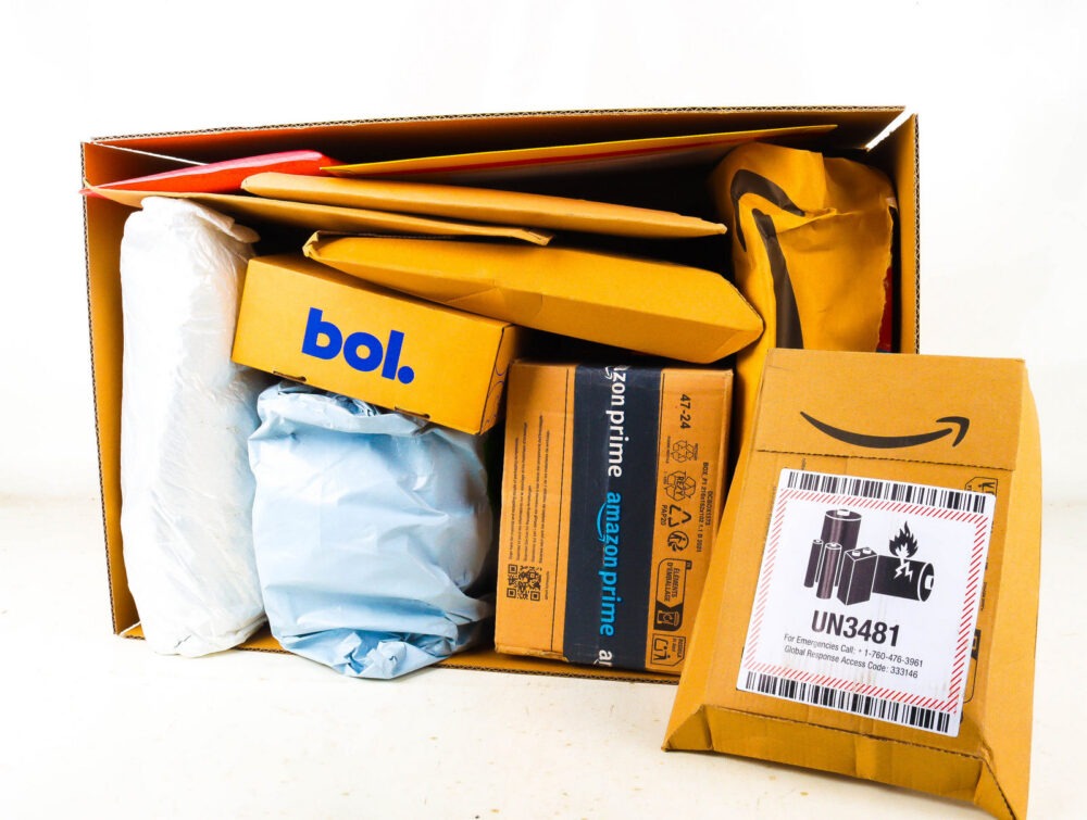 XL Doos met Verloren Postpakketten