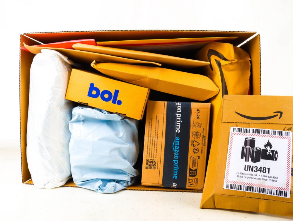 XL Doos met Verloren Postpakketten