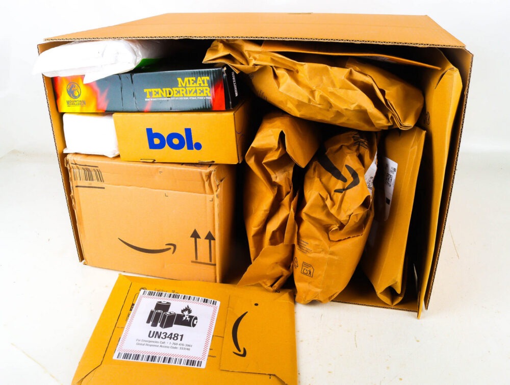 XL Doos met Verloren Postpakketten
