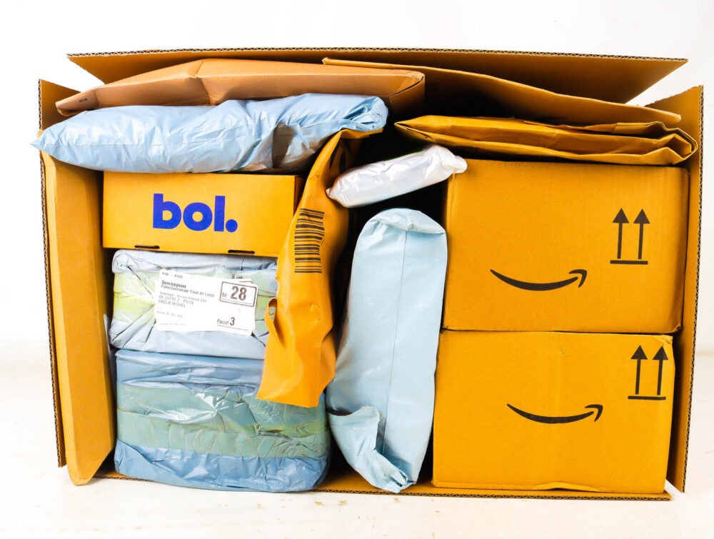 XL Doos met Verloren Postpakketten