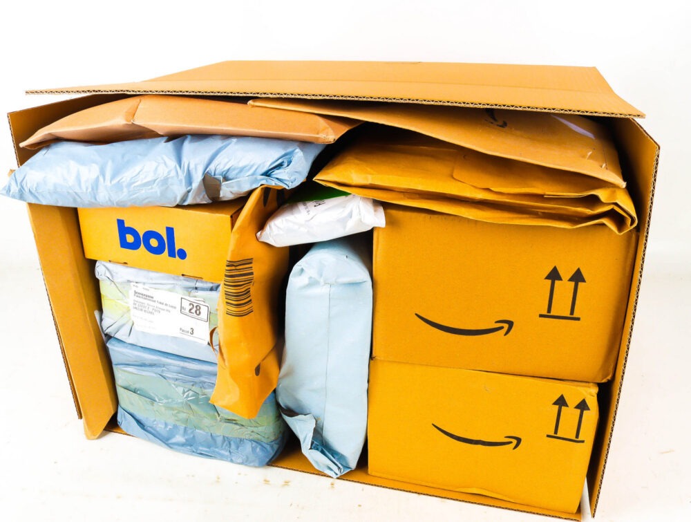 XL Doos met Verloren Postpakketten
