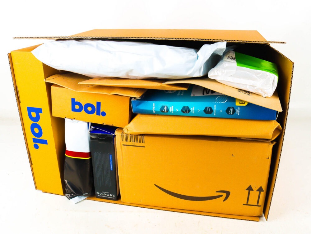 XL Doos met Verloren Postpakketten