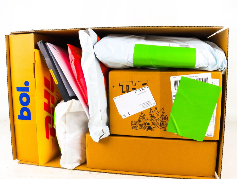 XL Doos met Verloren Postpakketten