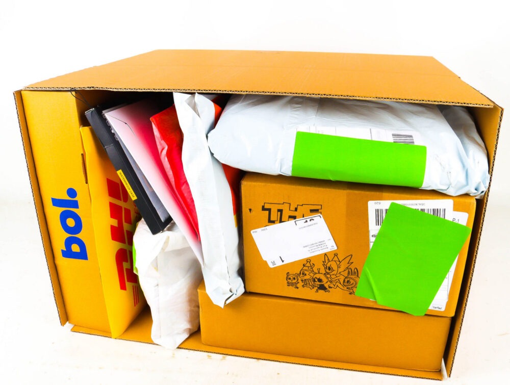 XL Doos met Verloren Postpakketten