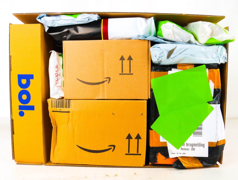 XL Doos met Verloren Postpakketten