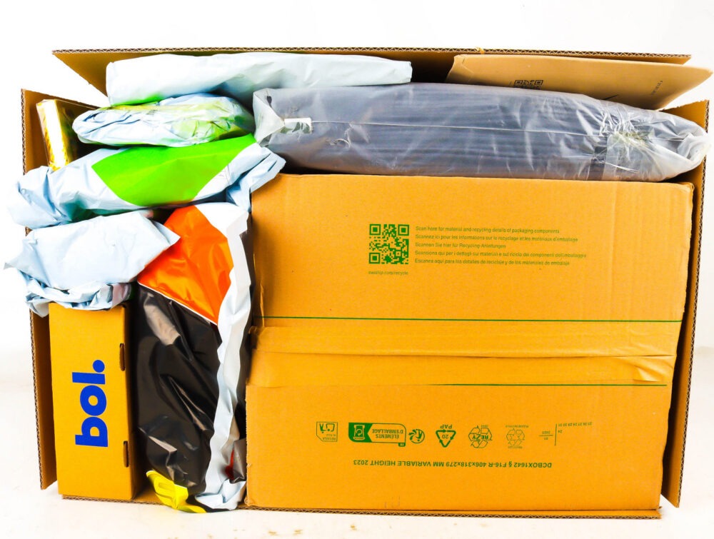 XL Doos met Verloren Postpakketten