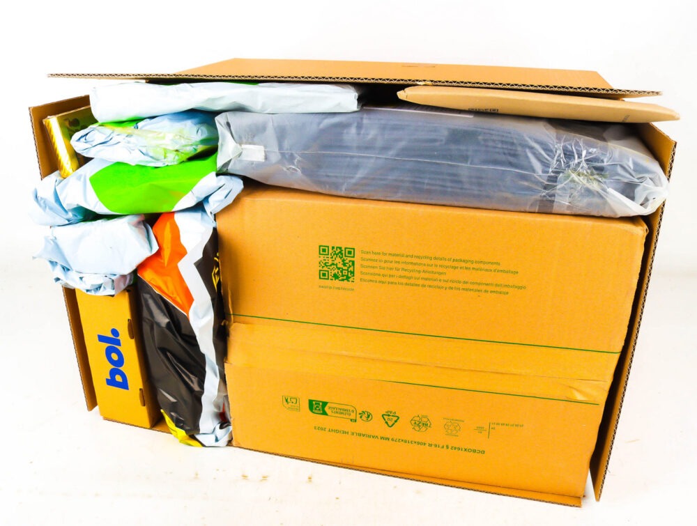 XL Doos met Verloren Postpakketten